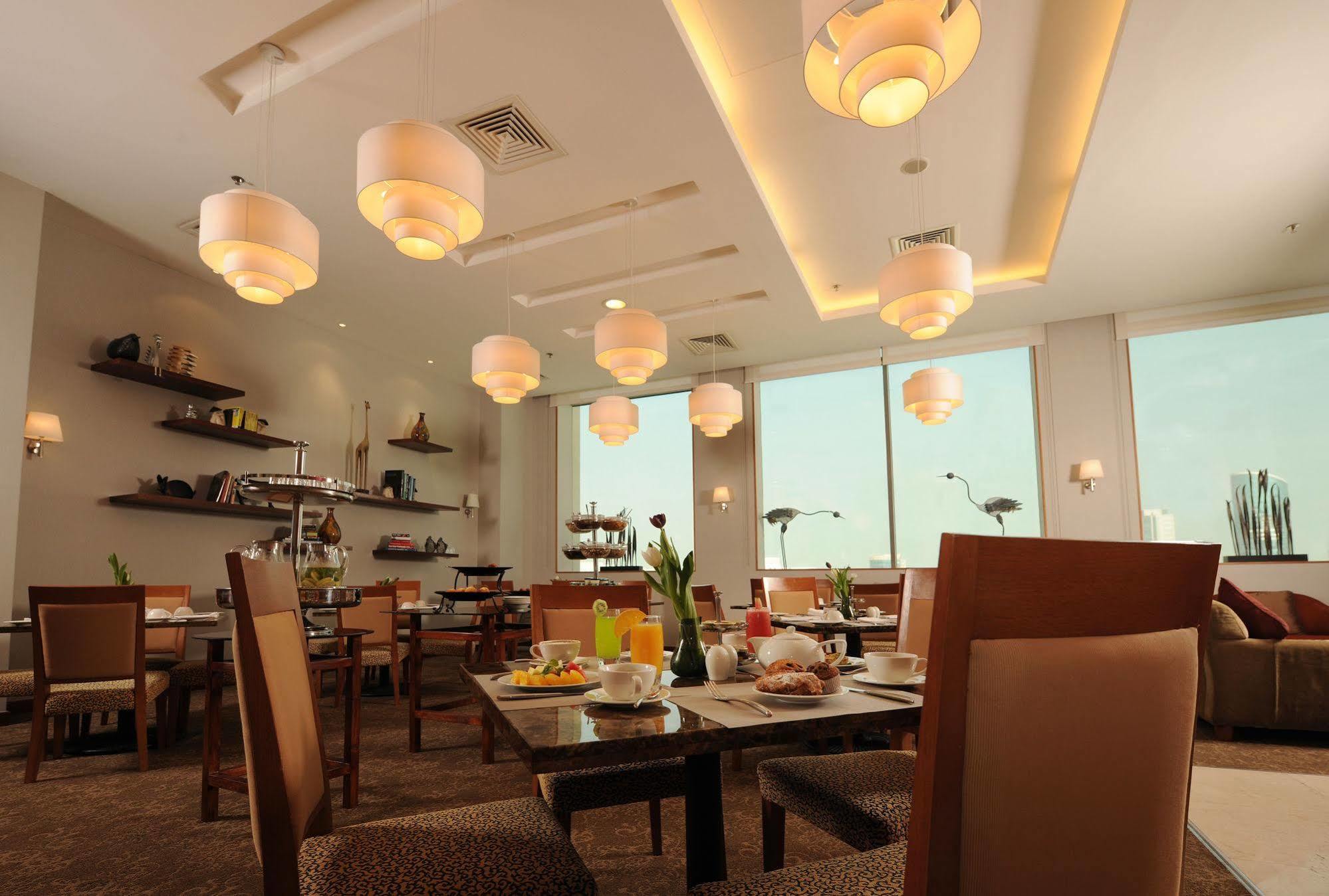 Fraser Suites Seef Bahrain Μανάμα Εξωτερικό φωτογραφία The restaurant